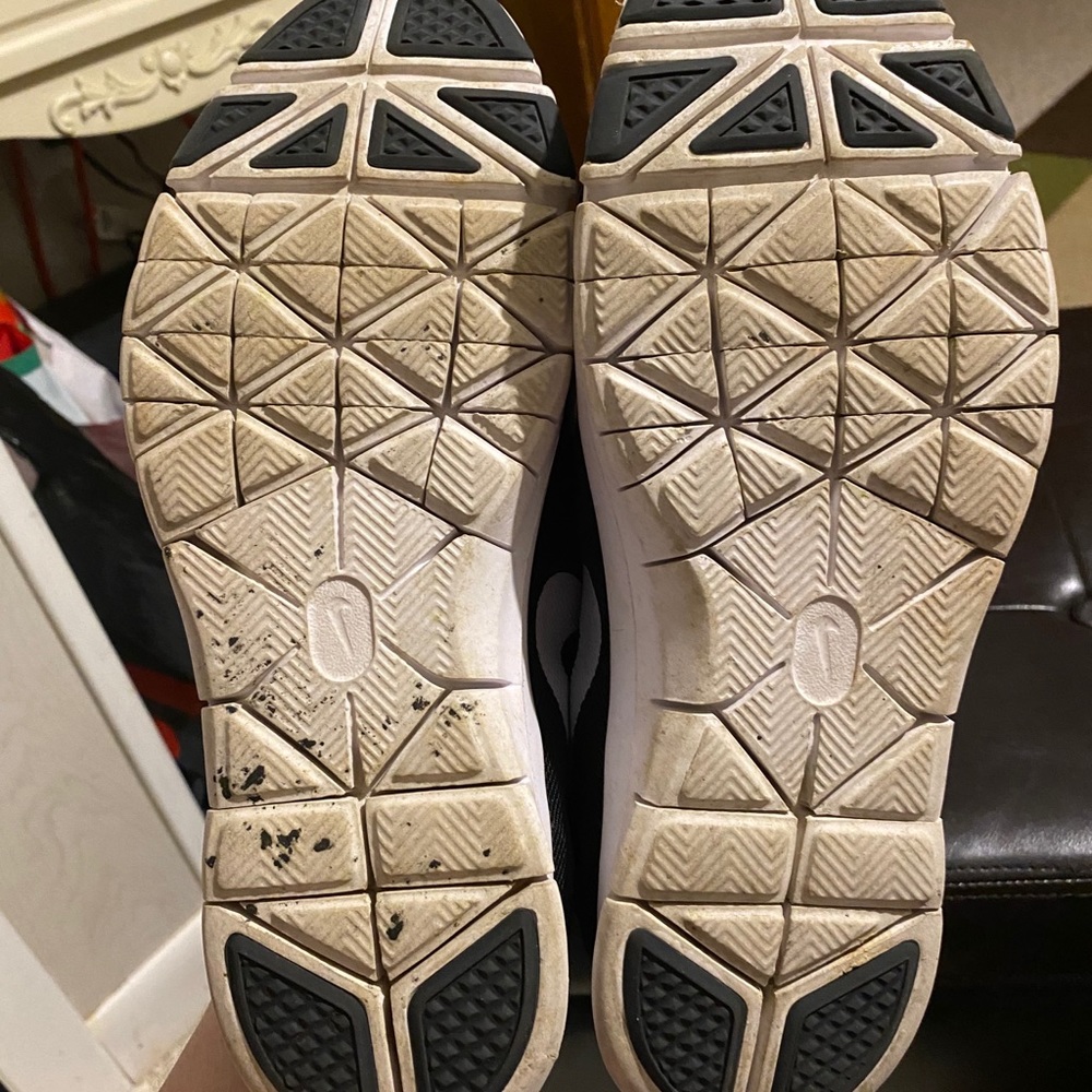 Women’s size 9.5 nikes